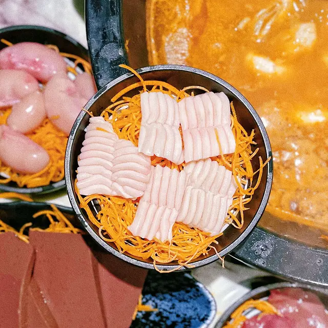 其實就係豬口腔上顎,口感爽脆彈牙