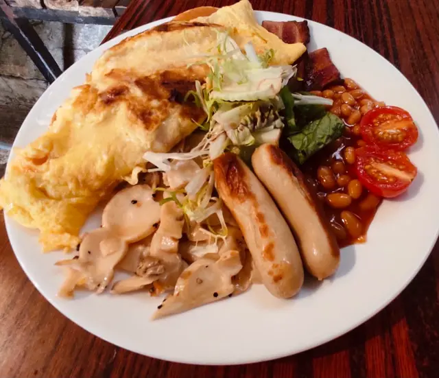 芝士火腿奄列配pancake 