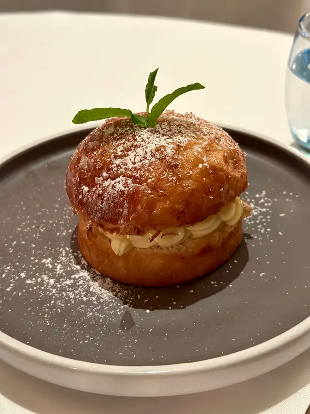 Profiteroles