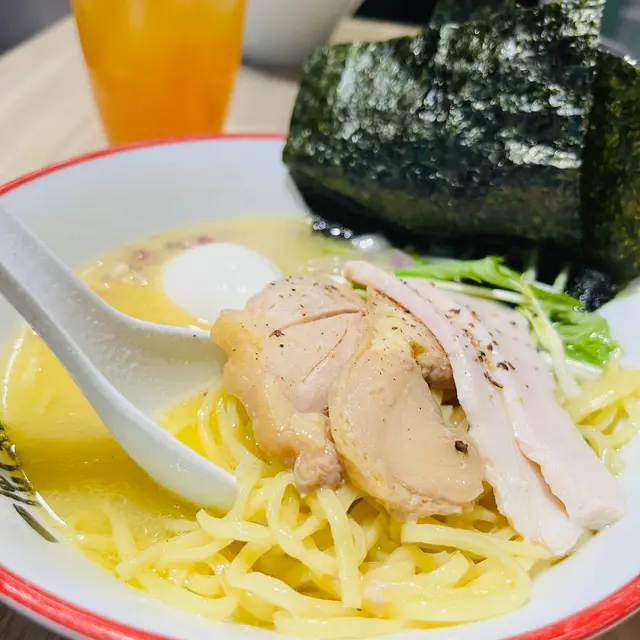 濃厚雞白湯拉麵