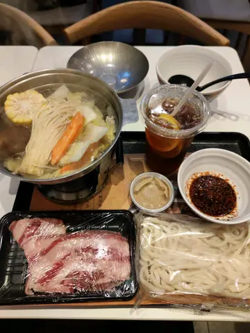 鲣鱼汤底牛肉火锅