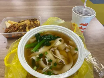 口水鸡刀削面