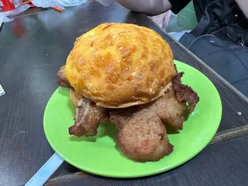 豬扒菠蘿包