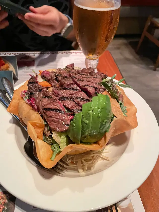 taco salad with beef