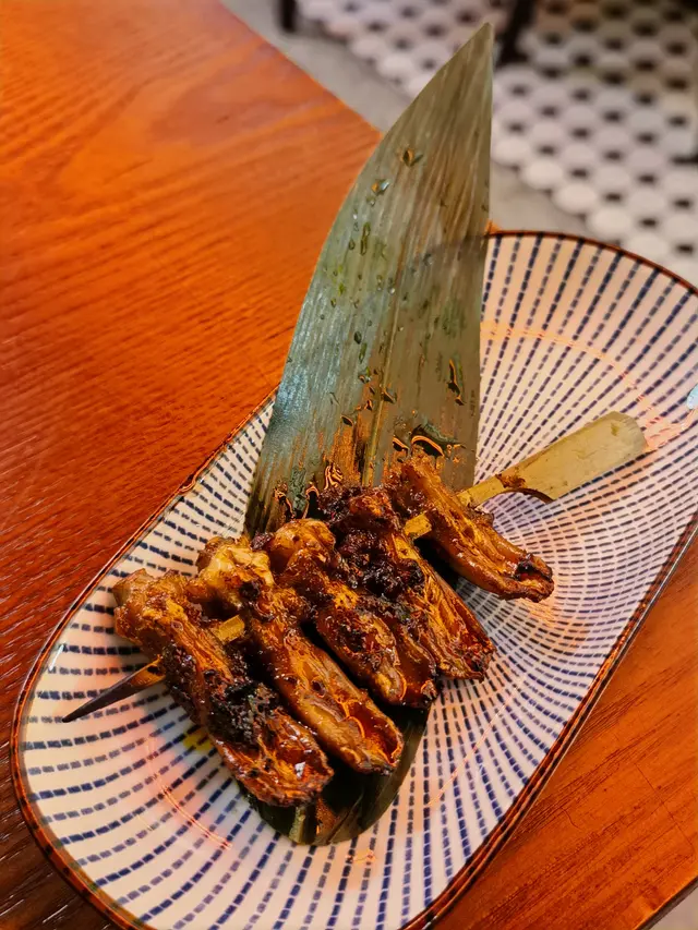 秘製醬燒麻辣鴨舌