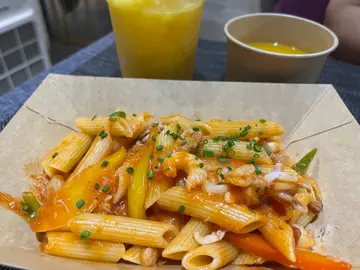 鮮番茄藍蟹肉海鮮長通粉