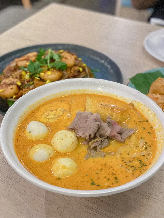 新加坡魚蛋肥牛喇沙