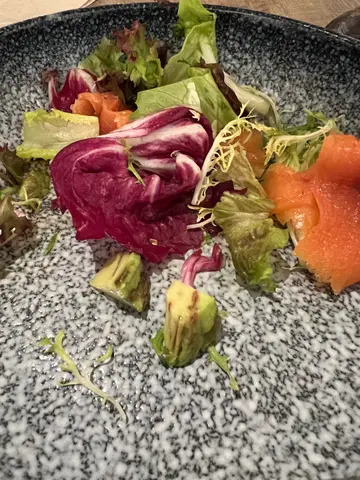 煙三文魚沙律