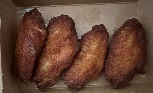 雞翼入味🥰    好juicy  ，唔會炸到乾晒👍🏻👍🏻