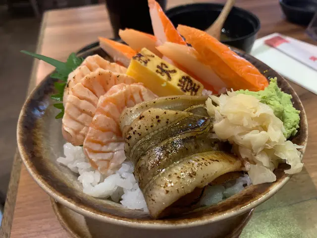 自選魚生飯