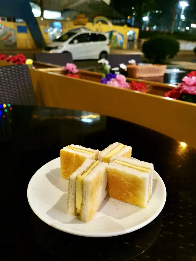 😋大推薦!斑斕味好出,又唔會太甜。但係佢係凍上,我比較鍾意暖暖哋😋