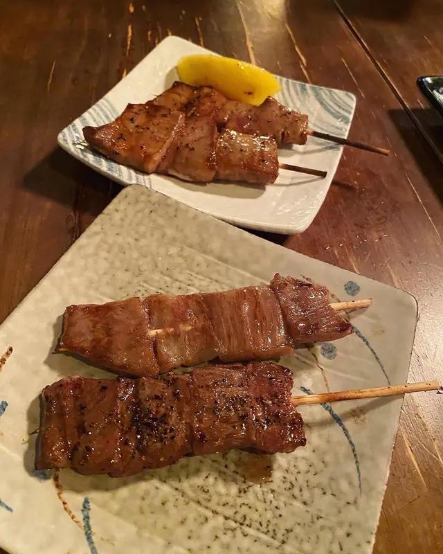 A4和牛串 及 牛舌腩