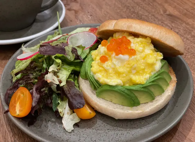 牛油果bagel  