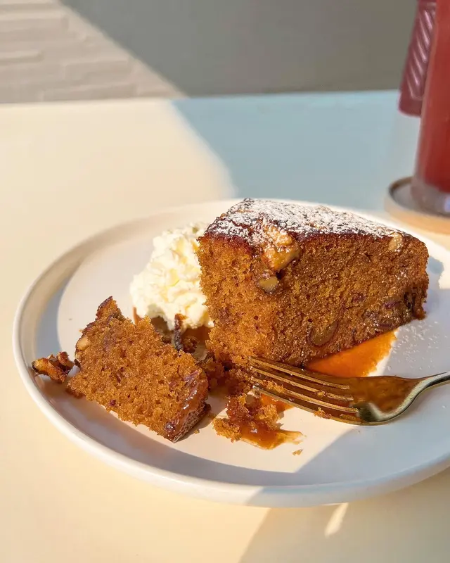 daily cake (maple syrup cake)