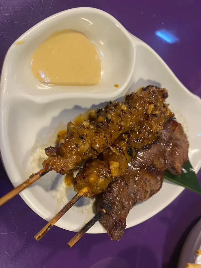 沙嗲牛肉串燒、牛舌串燒