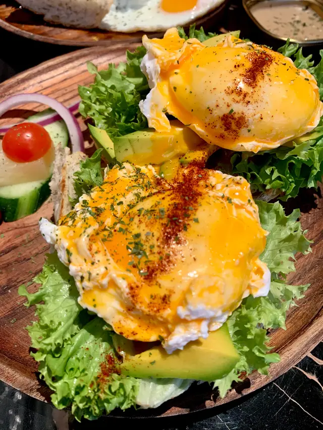 Avocado Benedict