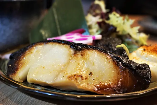 銀鱈魚西京燒配飯