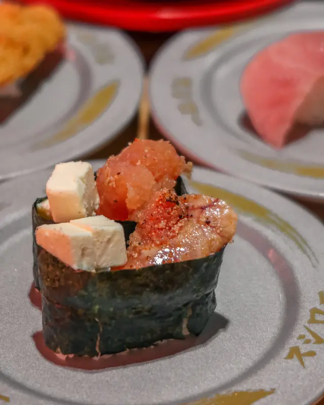 燒明太子配忌廉芝士軍艦