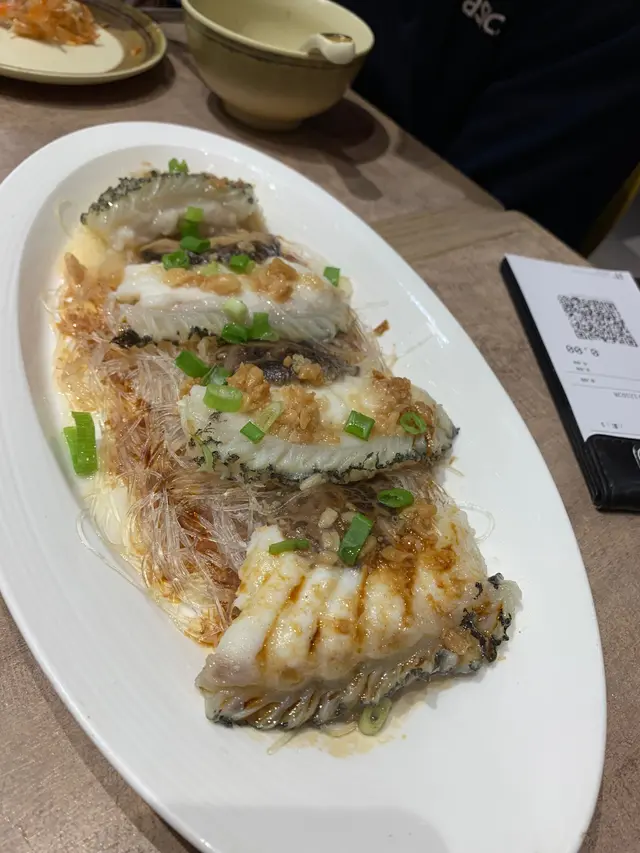 金銀蒜蓉新鮮蒸龍躉