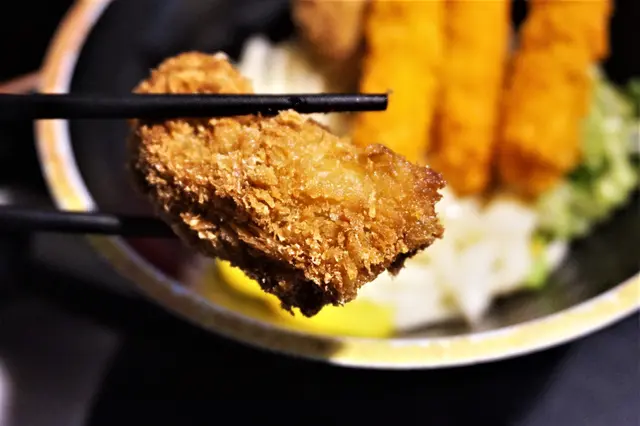 吉列海鮮冷烏冬拌柚子汁 