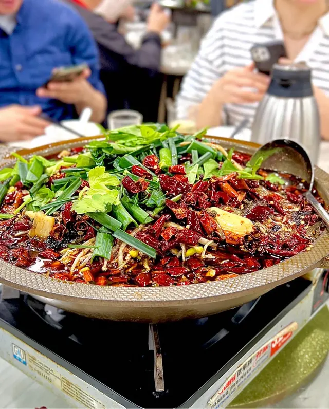 招牌口水煮筍殼魚