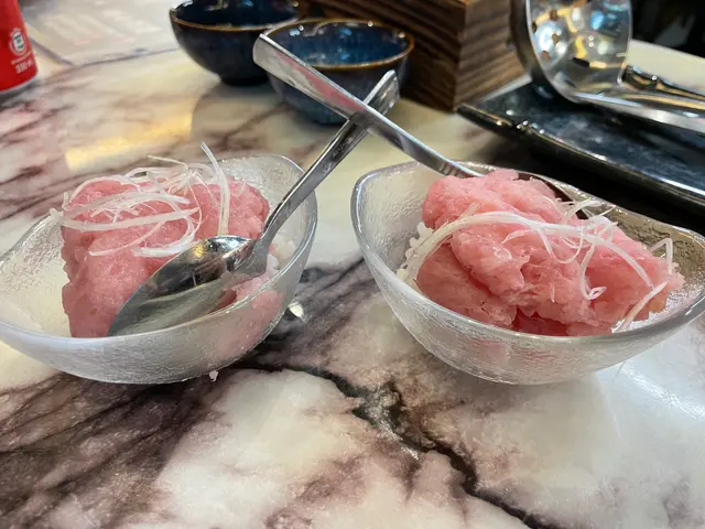 小食 吞拿魚腩迷李丼