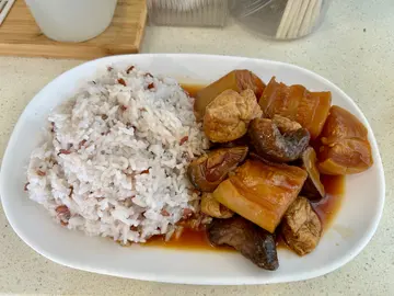 节瓜冬菇豆腐卜饭