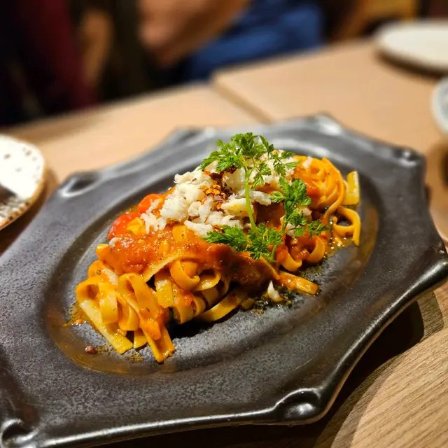 辣蕃茄蟹肉扁意粉