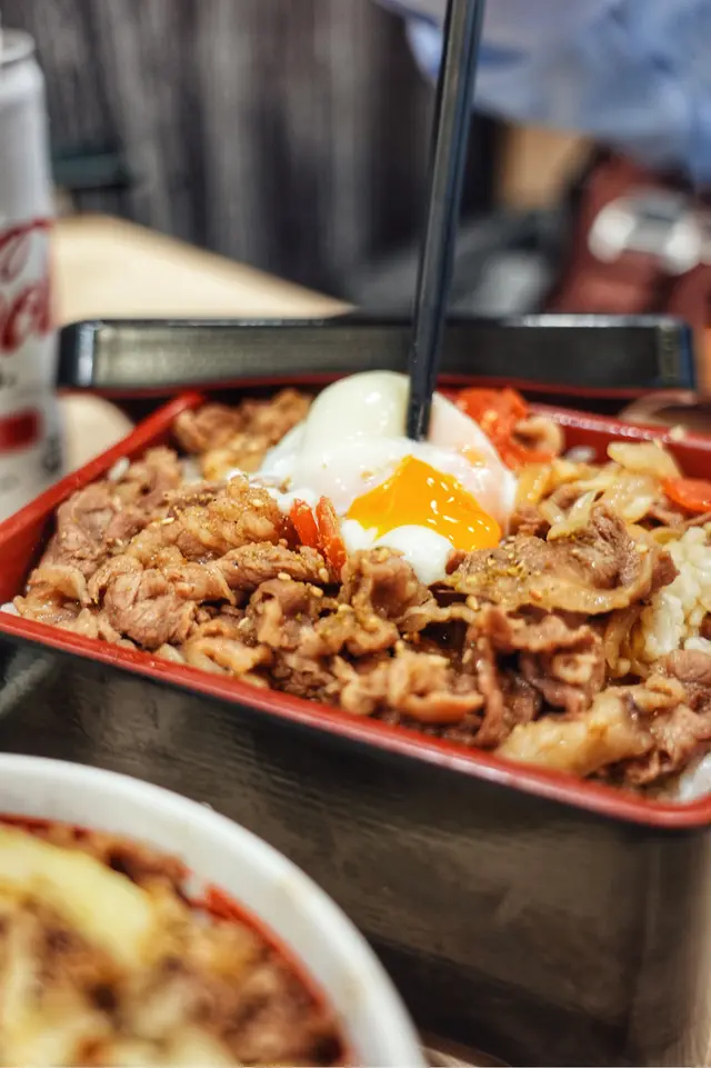 重量燒牛肉飯