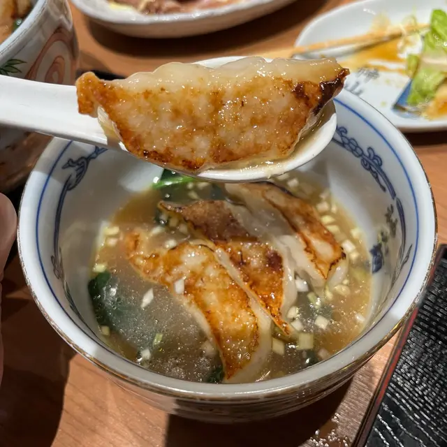 神山湯餃子