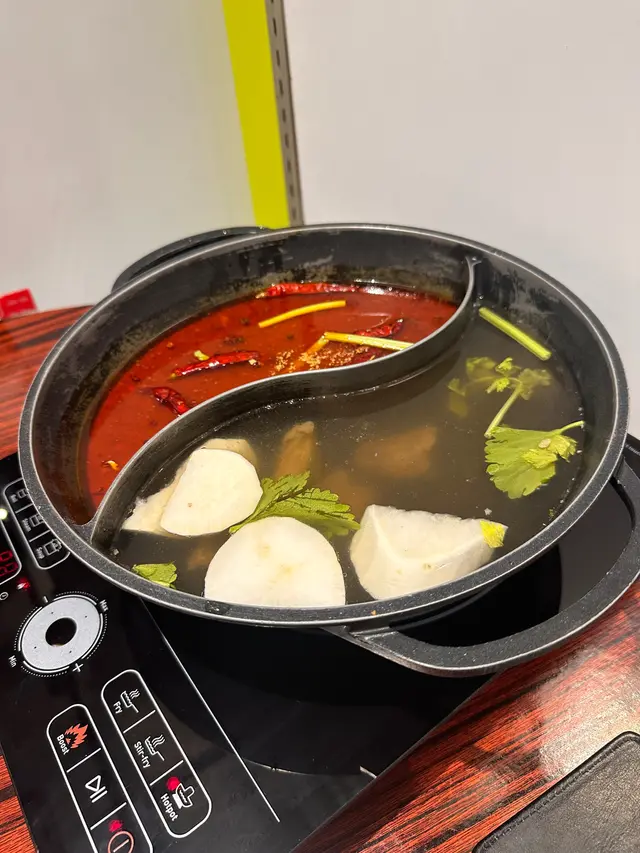 鴛鴦麻辣牛骨鍋