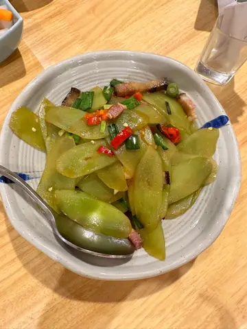 莴荀炒腊肉