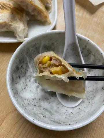 粟米豬肉餃