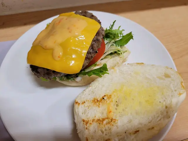 芝士牛肉漢堡