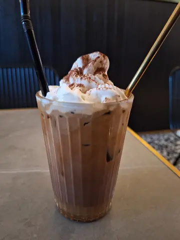 Iced Banana Mocha