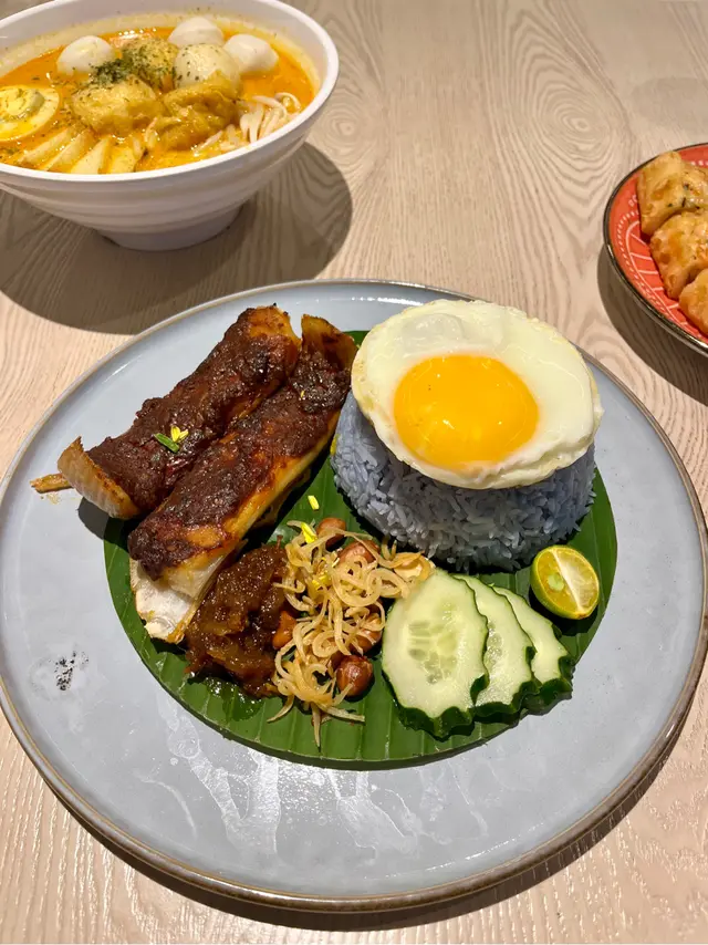 魔鬼魚辣死你媽配椰漿飯