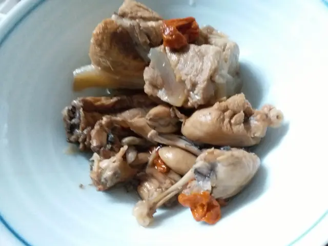 田雞同排骨