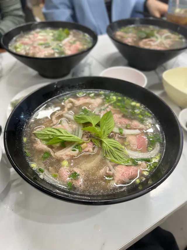 招牌生牛河湯粉