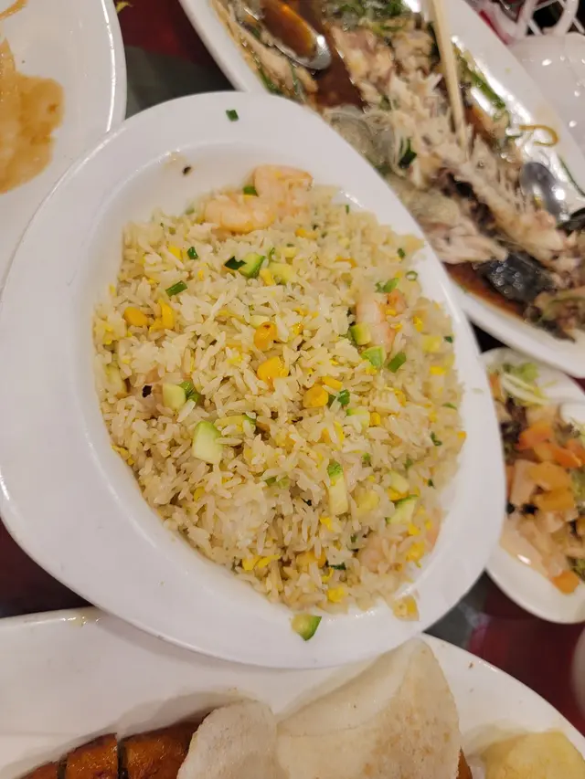 瑤柱蛋白炒飯