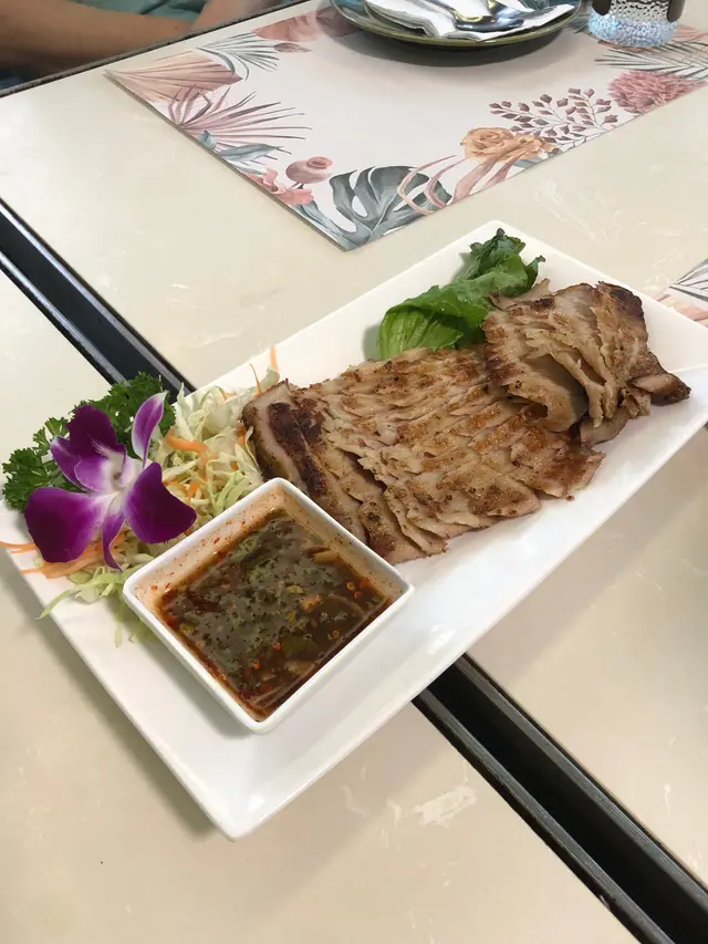 炭燒豬頸肉