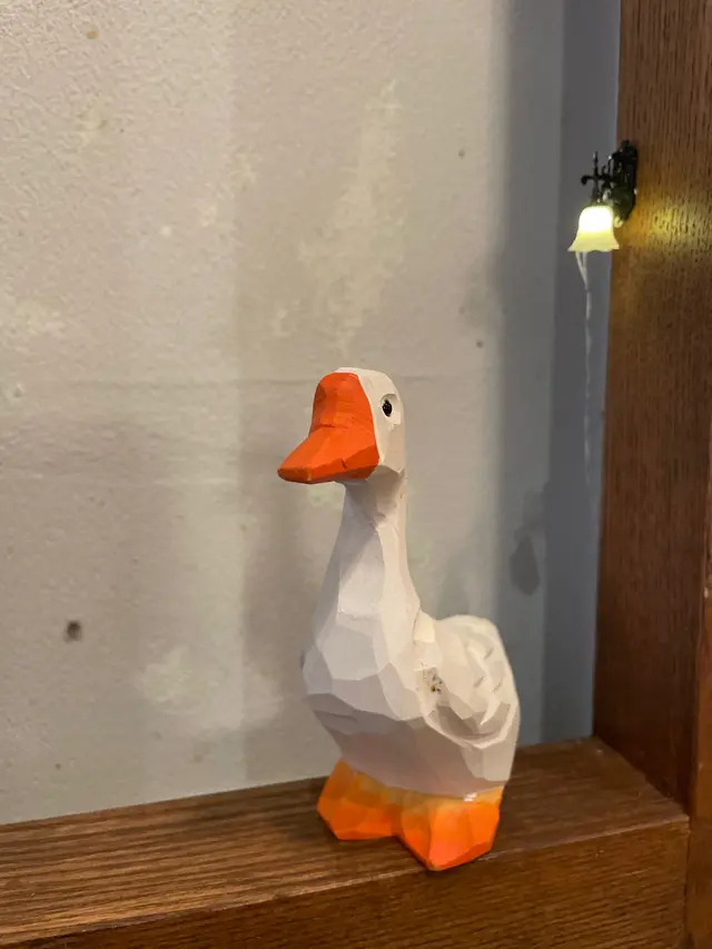 吸引我們的小鴨及小黃燈