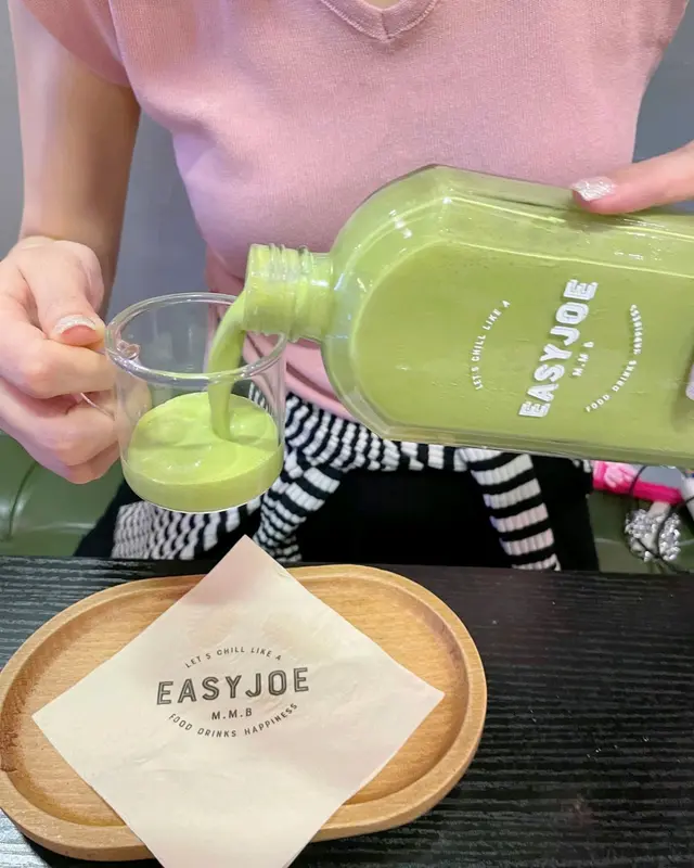 特濃宇治抹茶白朱古力奶