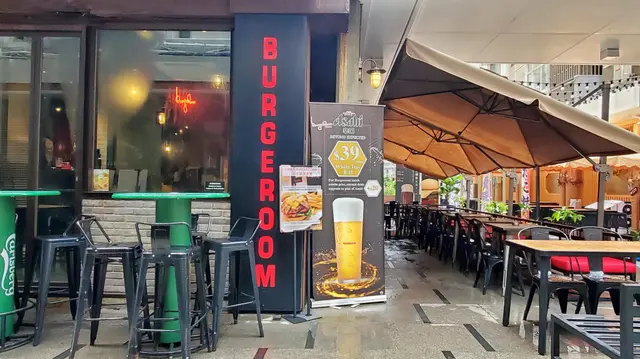 Burgeroom (Fashion Walk)