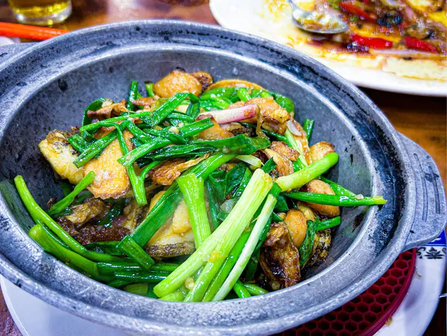 薑蔥椒鹽鮑魚煲