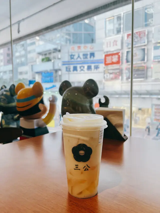 山茶花烏龍奶蓋(跟餐)