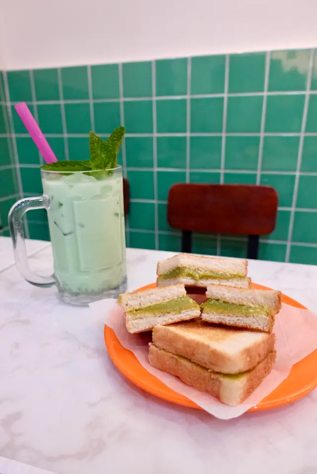 我最期待食嘅就係椰香咖央多同椰汁班蘭冰,真係好好食,四小塊,多士夠脆👍🏻 咖央同牛油唔會太甜❤️