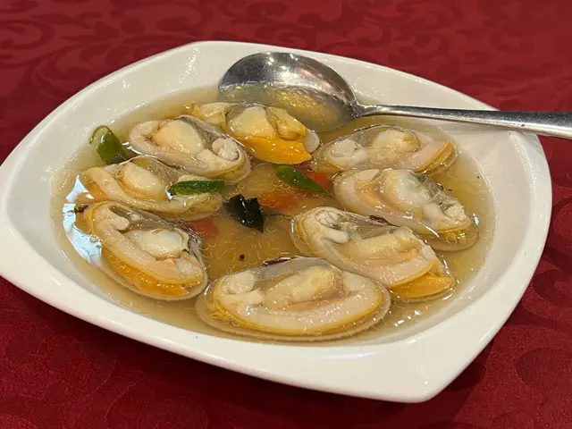 魚露浸花甲