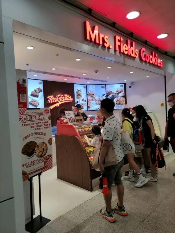 Mrs. Fields Cookies Western Cake in Causeway Bay Times Square Hong