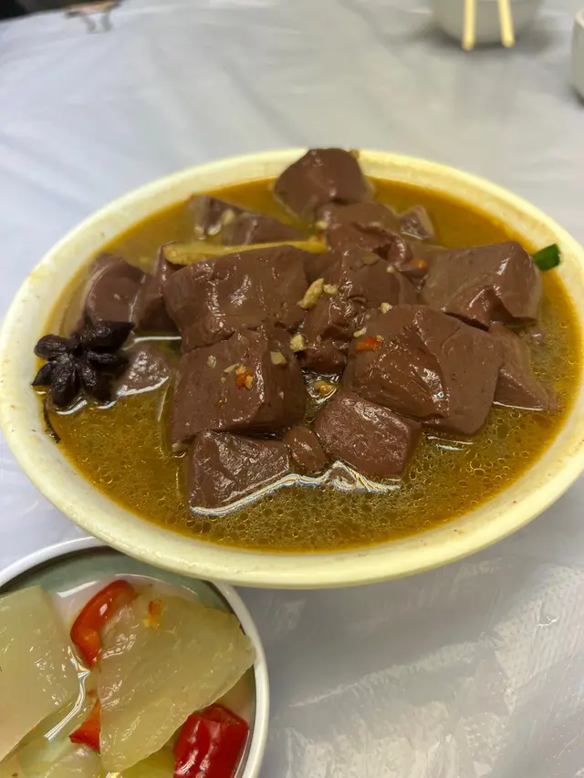 沙茶韭菜豬紅（中）