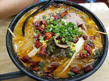 酸菜鱼及水煮牛肉